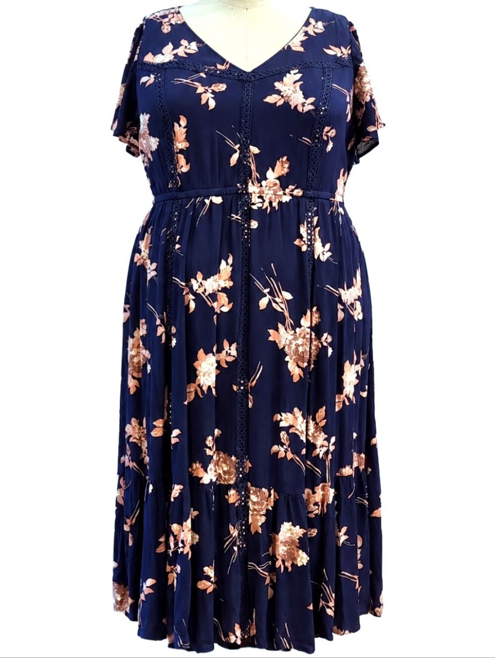 Torrid Navy Floral Crochet Lace Trim Midi Dress Size 4